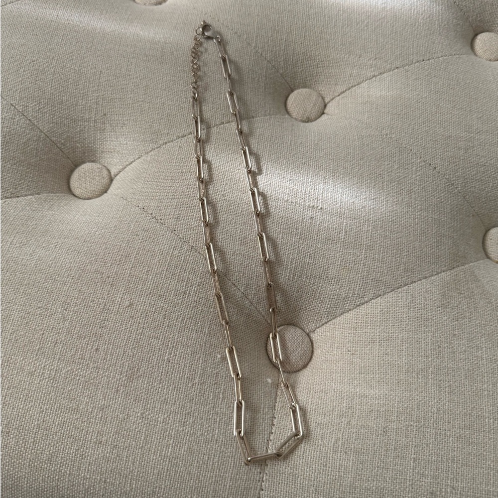 silver linked necklace